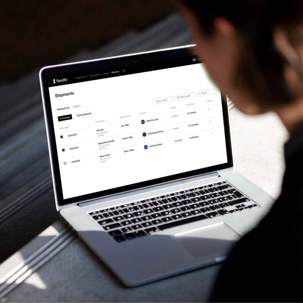 Alle Spediteure, alle Zolldokumente, ein Dashboard